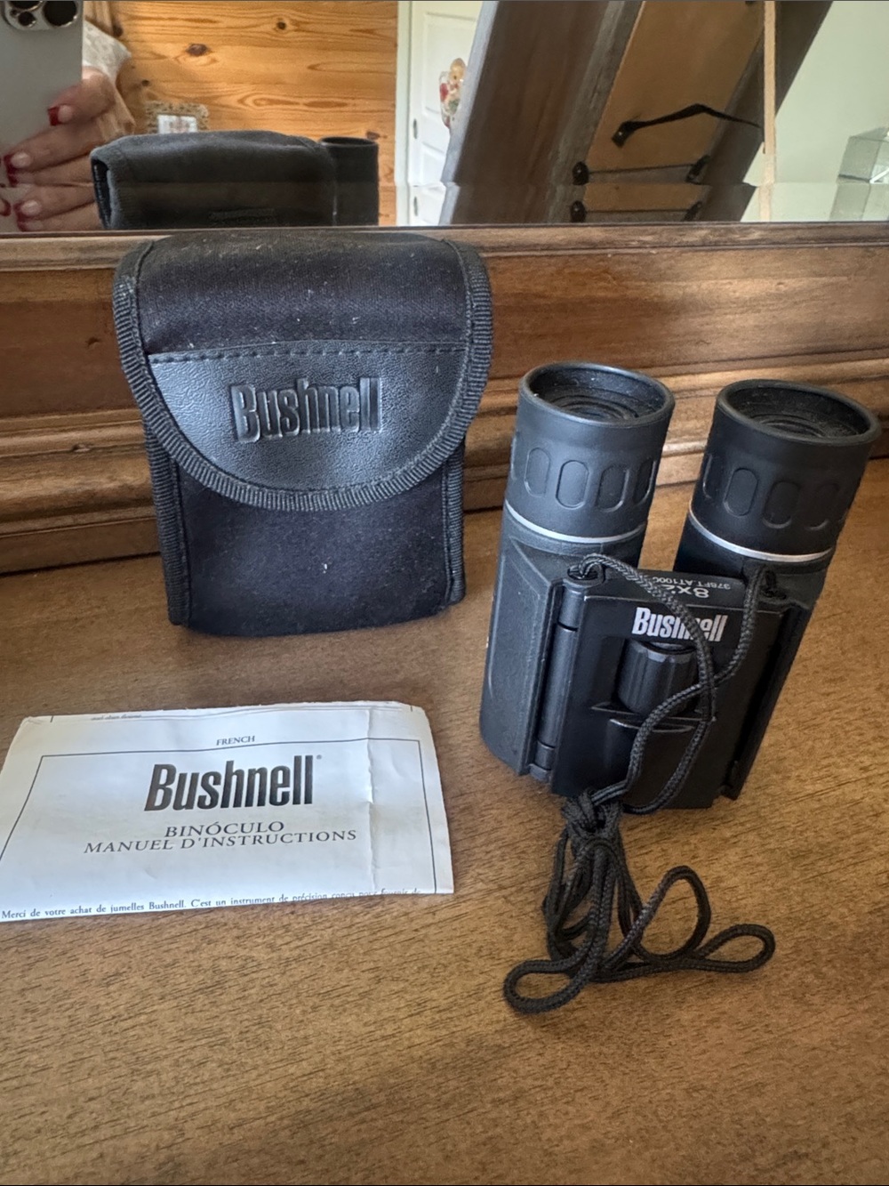 Bushnell 8x21 Compact Binoculars in Black - with Case - New
